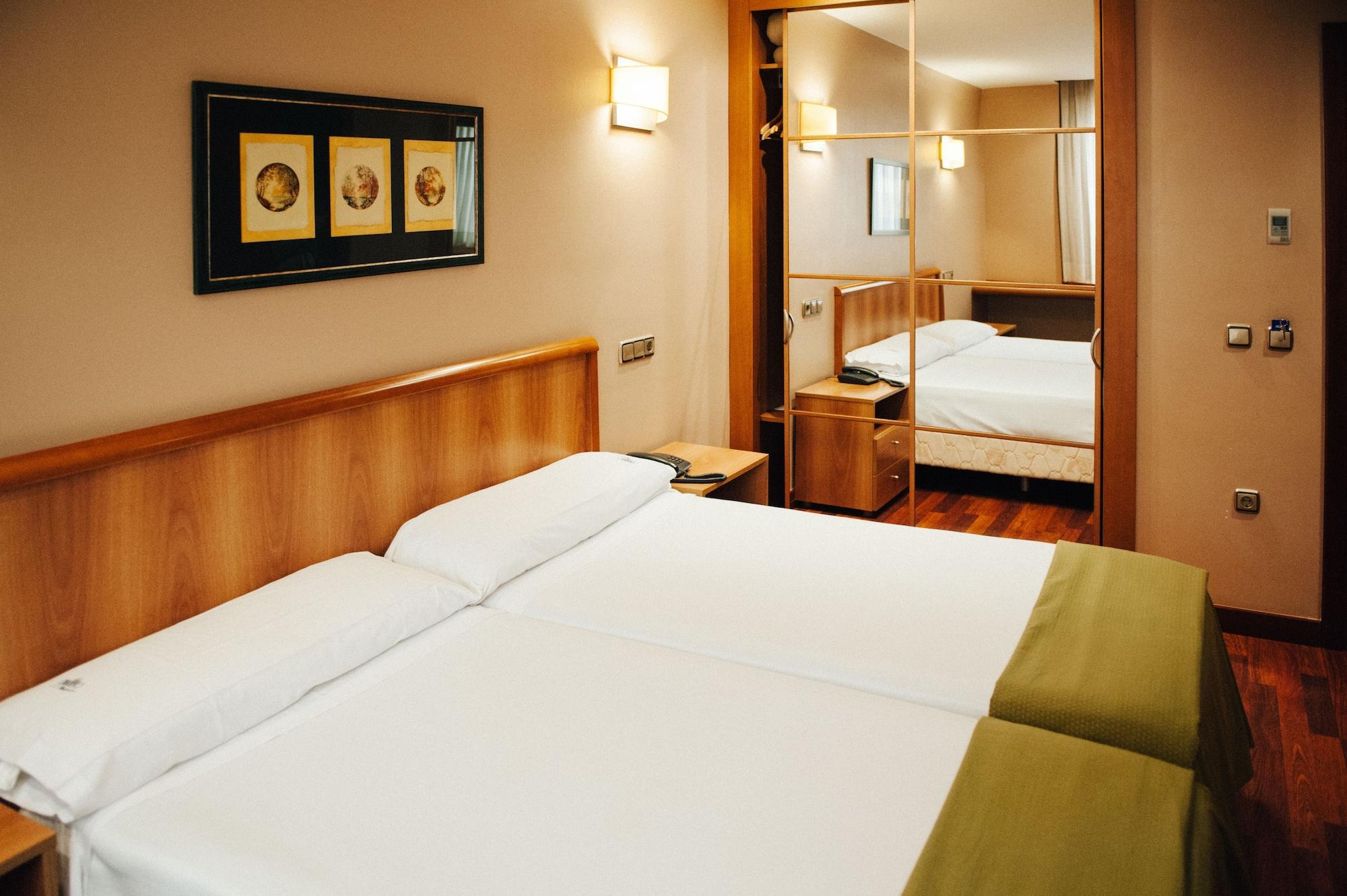 Hotel Carreno Oviedo Ngoại thất bức ảnh