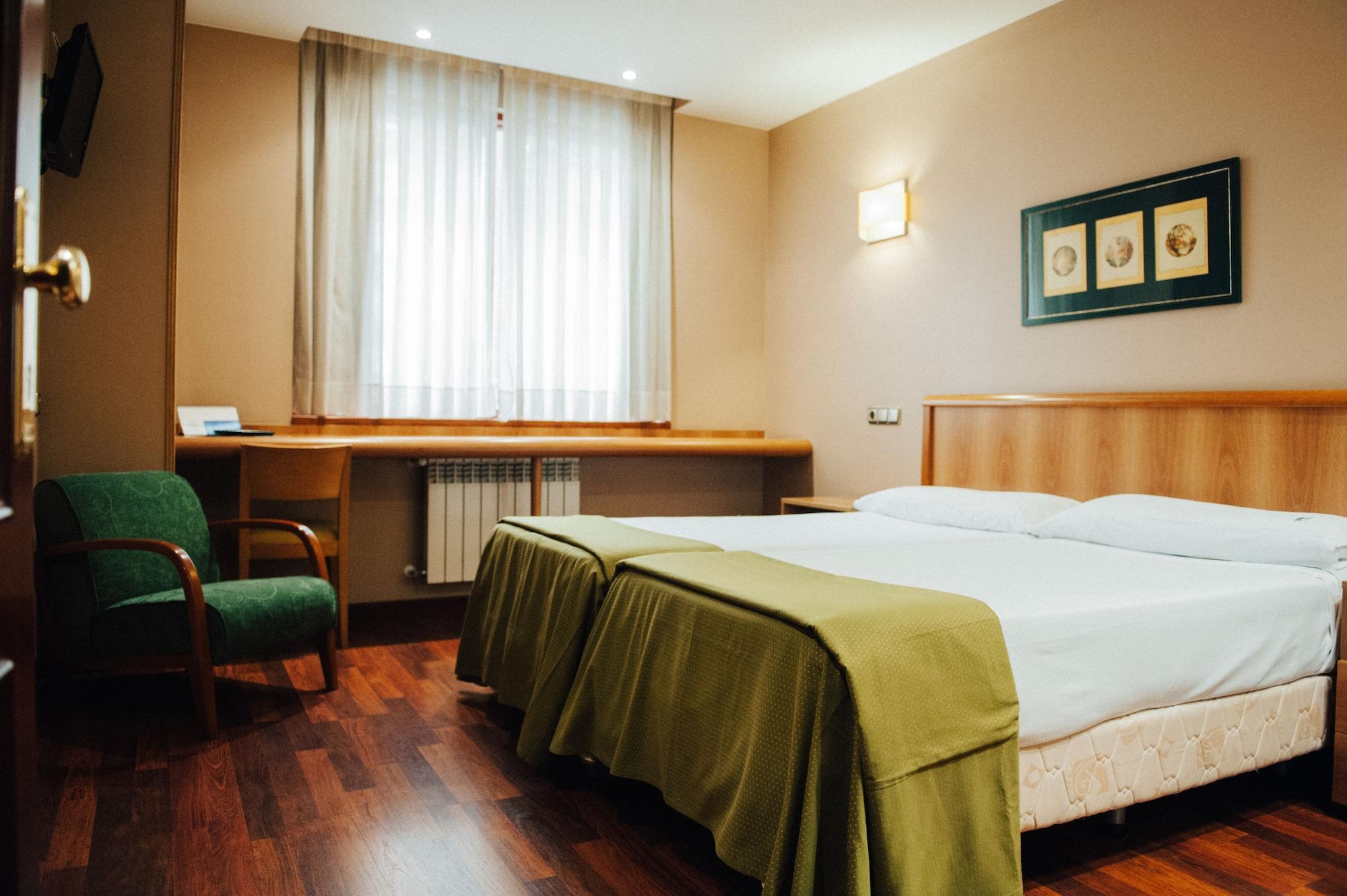 Hotel Carreno Oviedo Ngoại thất bức ảnh