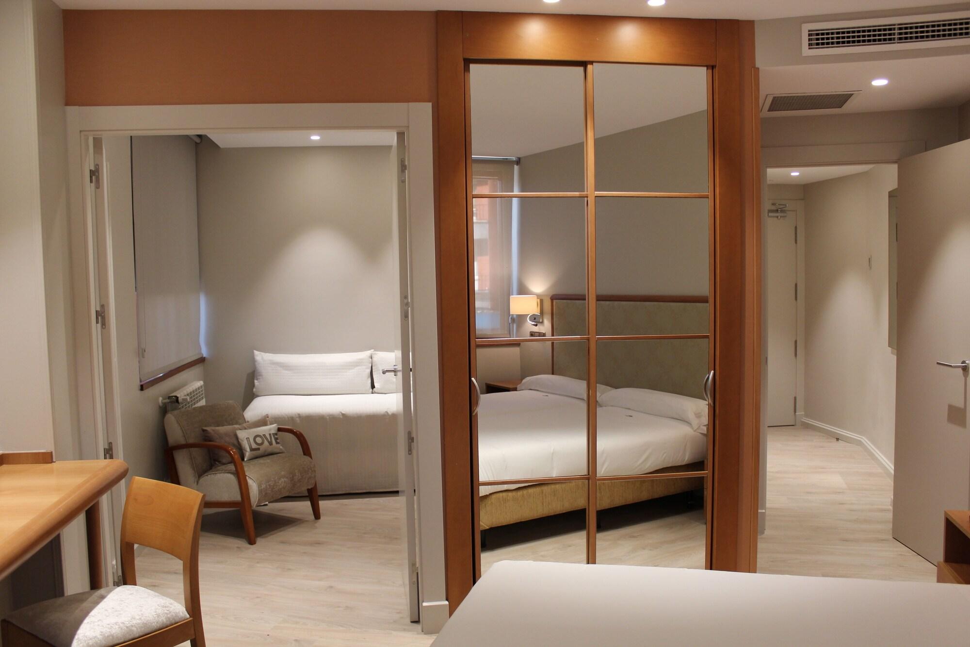 Hotel Carreno Oviedo Ngoại thất bức ảnh