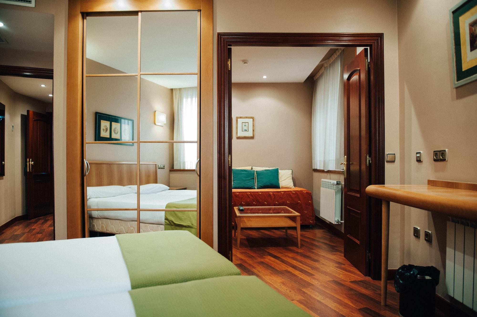 Hotel Carreno Oviedo Ngoại thất bức ảnh