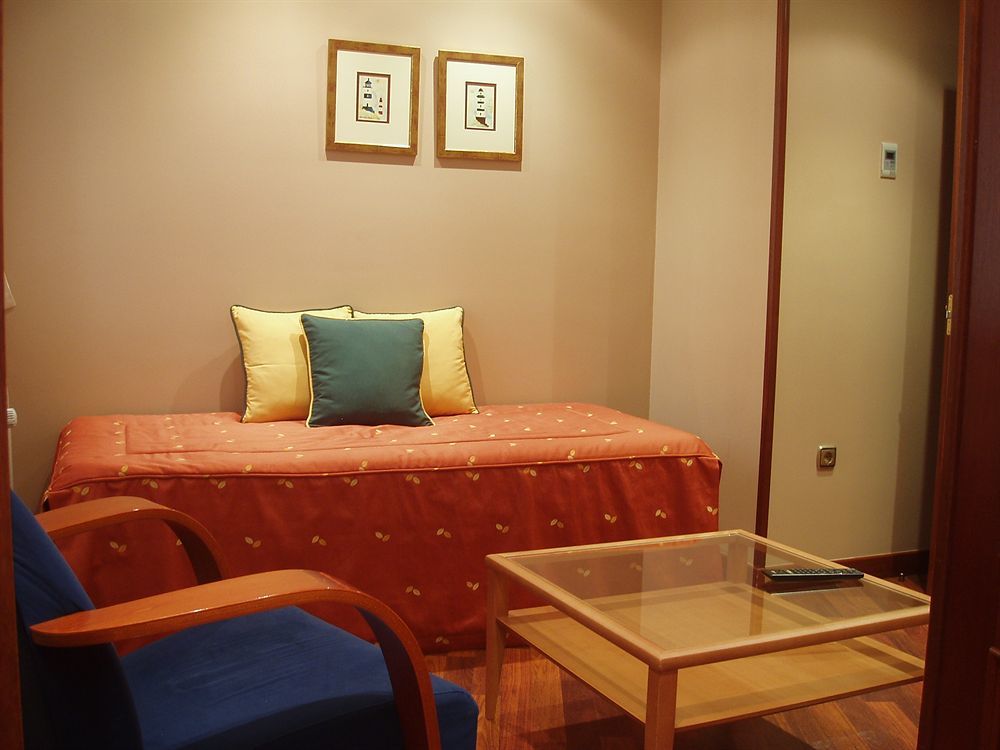 Hotel Carreno Oviedo Ngoại thất bức ảnh