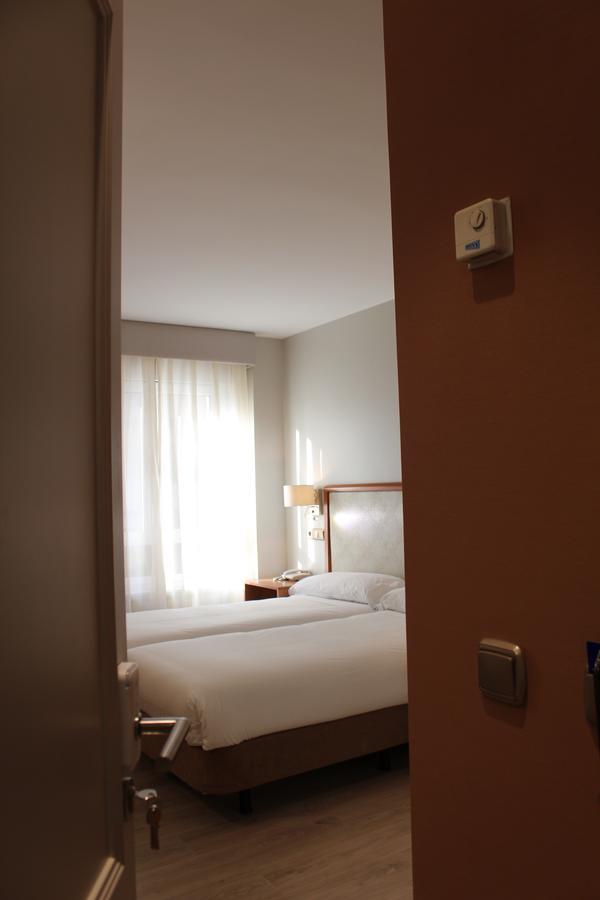 Hotel Carreno Oviedo Ngoại thất bức ảnh
